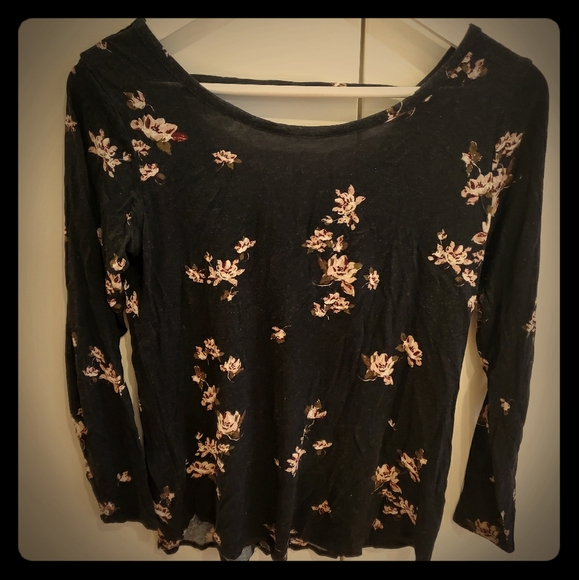 Floral shirt - Picture 1 of 2